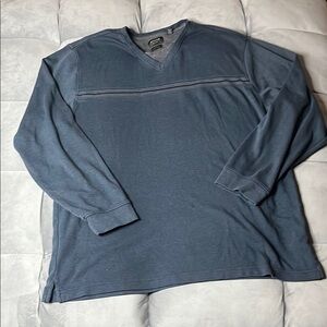 “Arrow- men’s Long Sleeve Shirt size large”